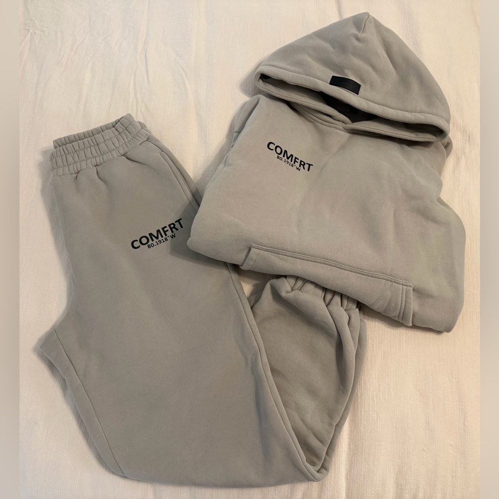 Light Tan COMFRT Brand Hoodie/Sweat Pant Set